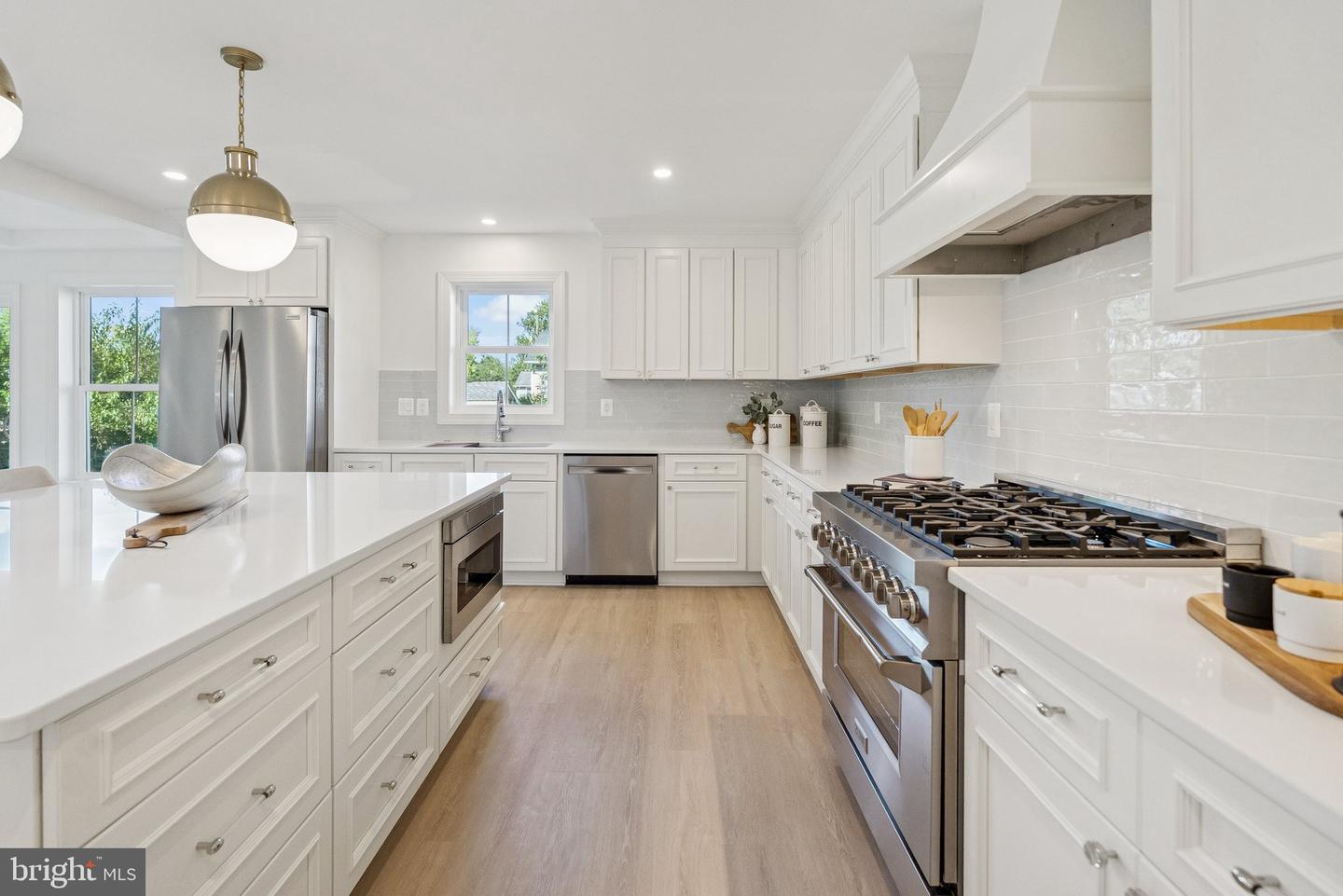 5532 HALWIS ST, ALEXANDRIA, Virginia 22303, 4 Bedrooms Bedrooms, ,3 BathroomsBathrooms,Residential,For sale,5532 HALWIS ST,VAFX2269766 MLS # VAFX2269766