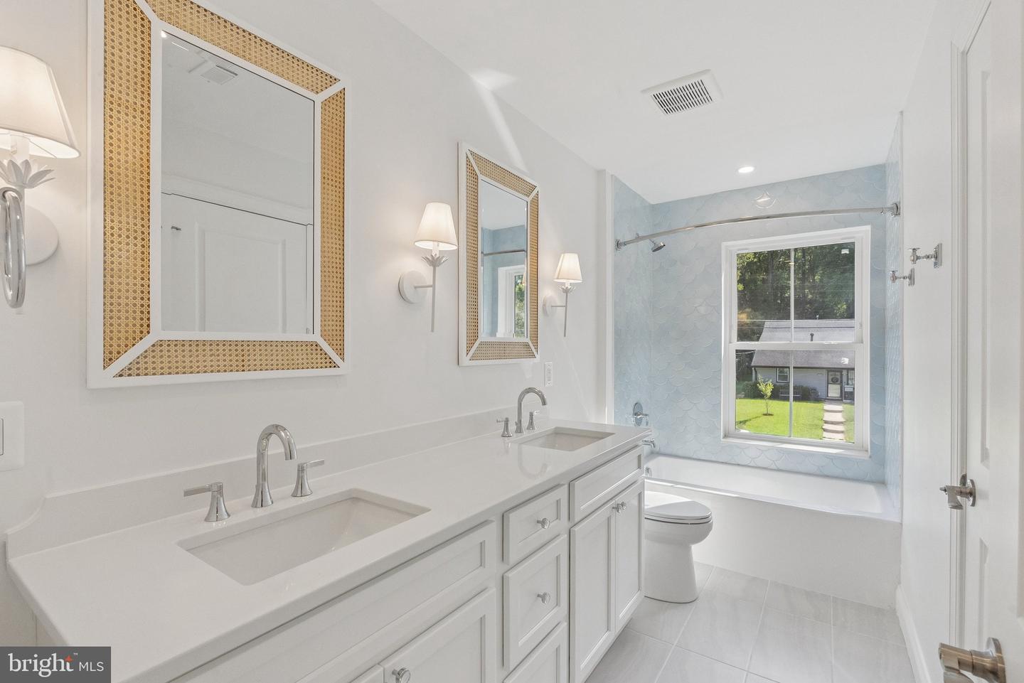 5532 HALWIS ST, ALEXANDRIA, Virginia 22303, 4 Bedrooms Bedrooms, ,3 BathroomsBathrooms,Residential,For sale,5532 HALWIS ST,VAFX2269766 MLS # VAFX2269766
