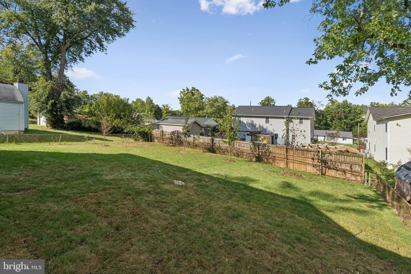 5532 HALWIS ST, ALEXANDRIA, Virginia 22303, 4 Bedrooms Bedrooms, ,3 BathroomsBathrooms,Residential,For sale,5532 HALWIS ST,VAFX2269766 MLS # VAFX2269766