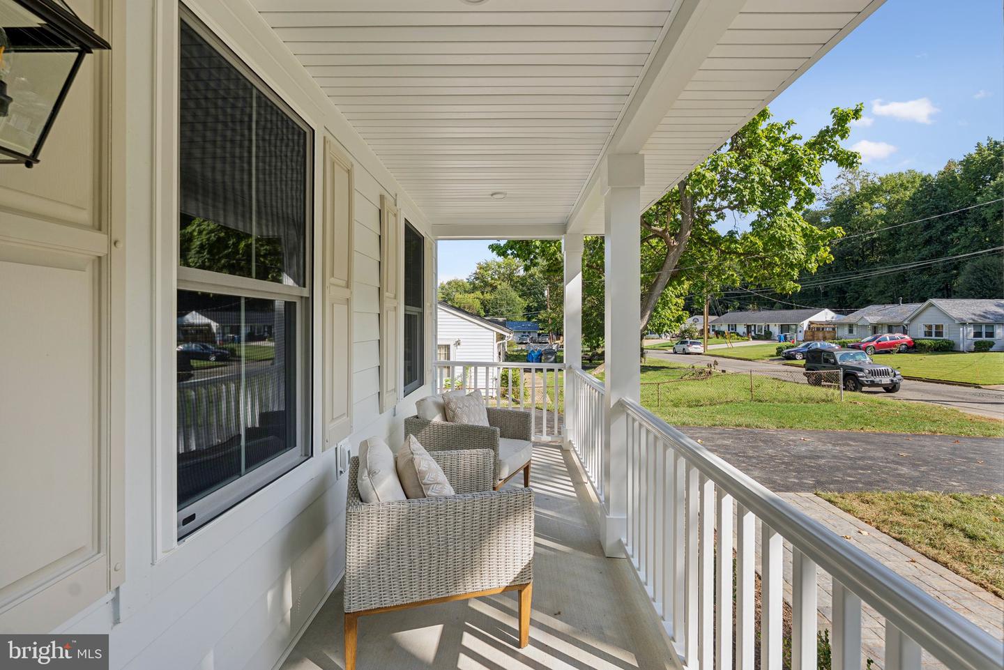 5532 HALWIS ST, ALEXANDRIA, Virginia 22303, 4 Bedrooms Bedrooms, ,3 BathroomsBathrooms,Residential,For sale,5532 HALWIS ST,VAFX2269766 MLS # VAFX2269766
