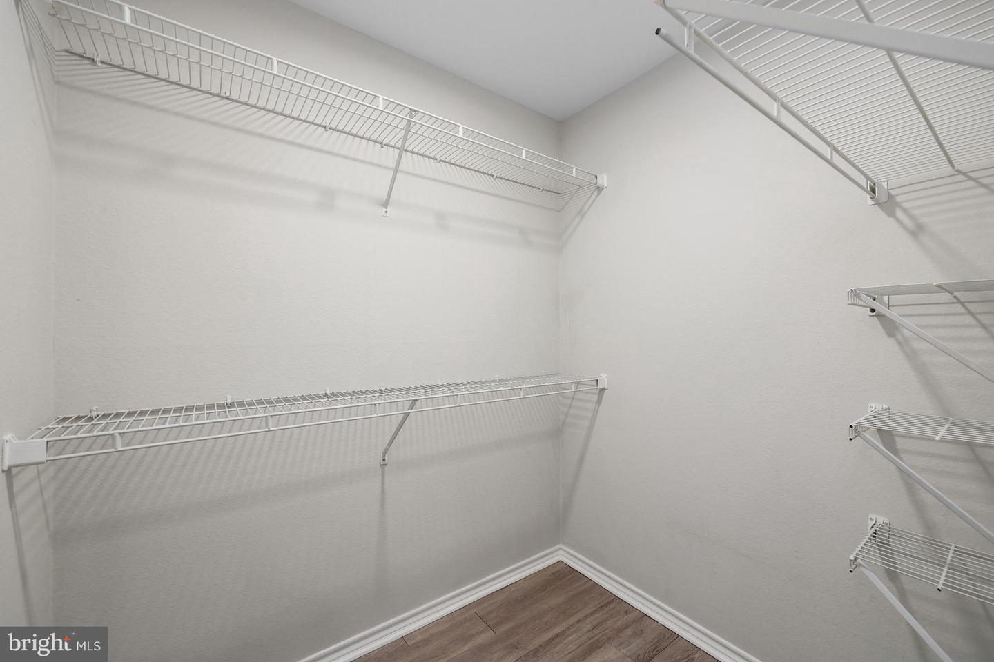 1505 LINCOLN WAY #201, MCLEAN, Virginia 22102, 2 Bedrooms Bedrooms, ,2 BathroomsBathrooms,Residential,For sale,1505 LINCOLN WAY #201,VAFX2269822 MLS # VAFX2269822