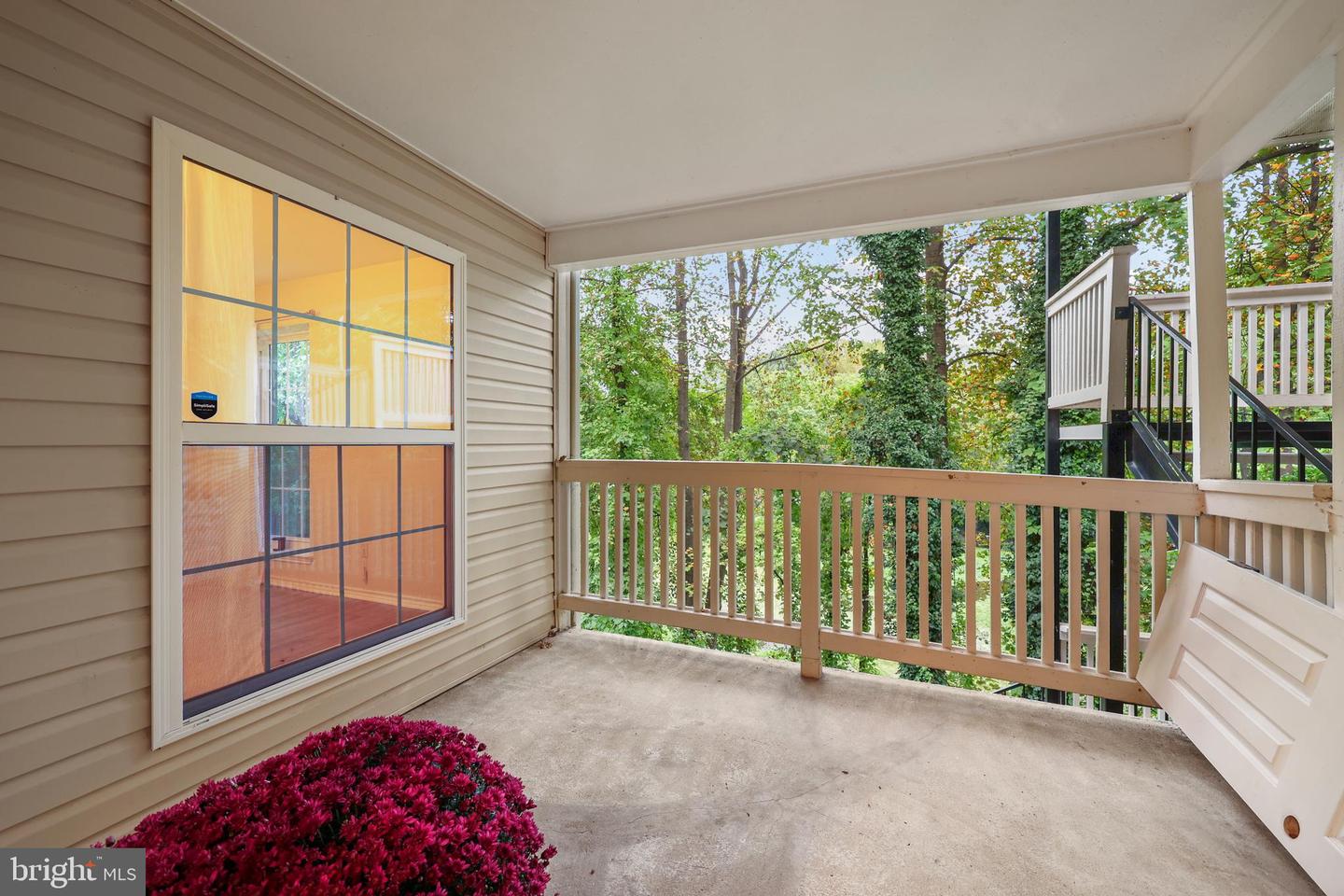 1505 LINCOLN WAY #201, MCLEAN, Virginia 22102, 2 Bedrooms Bedrooms, ,2 BathroomsBathrooms,Residential,For sale,1505 LINCOLN WAY #201,VAFX2269822 MLS # VAFX2269822