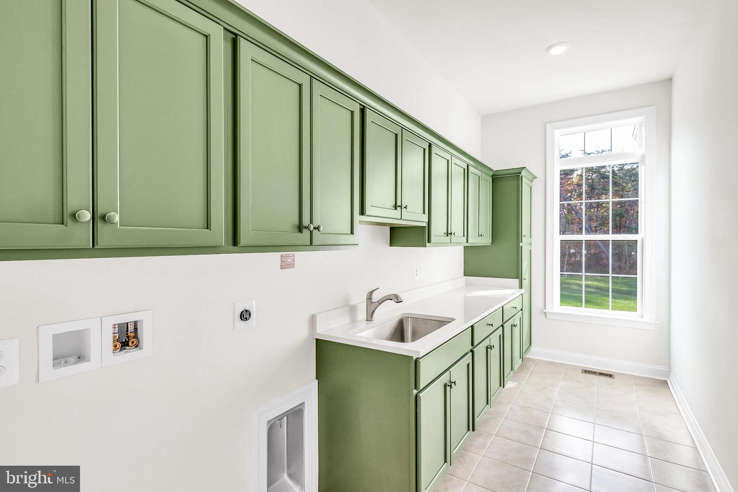 3494 AUDUBON CV, OAK HILL, Virginia 20171, 4 Bedrooms Bedrooms, 10 Rooms Rooms,4 BathroomsBathrooms,Residential,For sale,3494 AUDUBON CV,VAFX2269866 MLS # VAFX2269866