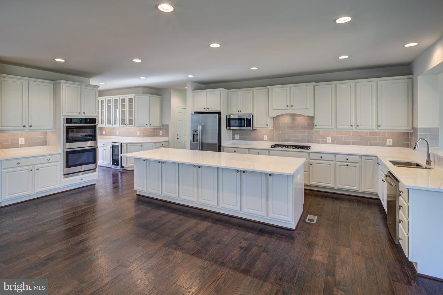 3494 AUDUBON CV, OAK HILL, Virginia 20171, 4 Bedrooms Bedrooms, 10 Rooms Rooms,4 BathroomsBathrooms,Residential,For sale,3494 AUDUBON CV,VAFX2269866 MLS # VAFX2269866