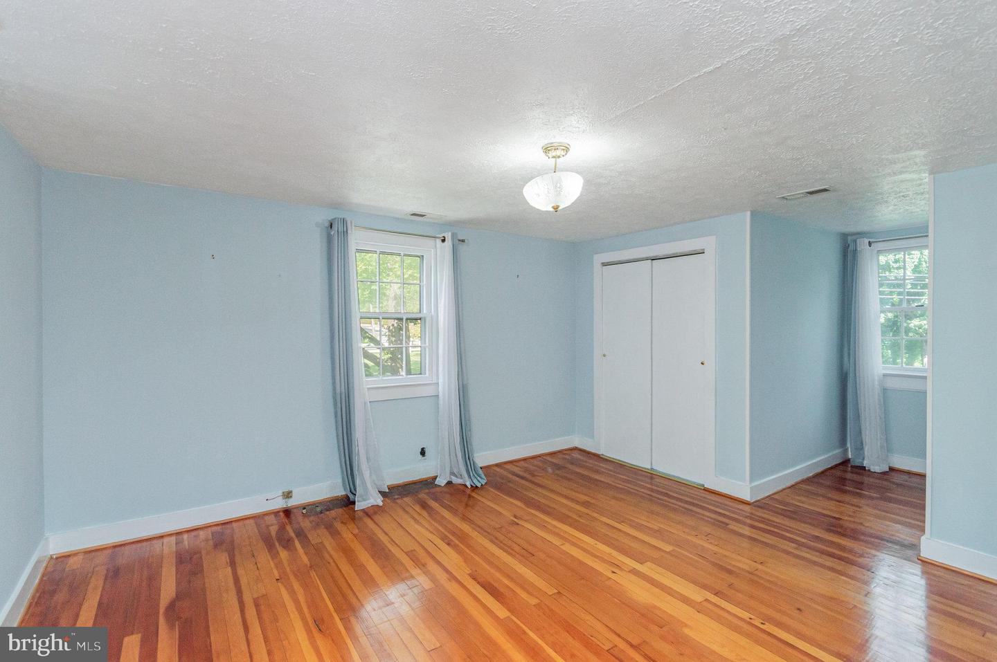 315 EDWARDS FERRY RD NE, LEESBURG, Virginia 20176, 3 Bedrooms Bedrooms, ,1 BathroomBathrooms,Residential,For sale,315 EDWARDS FERRY RD NE,VALO2107844 MLS # VALO2107844