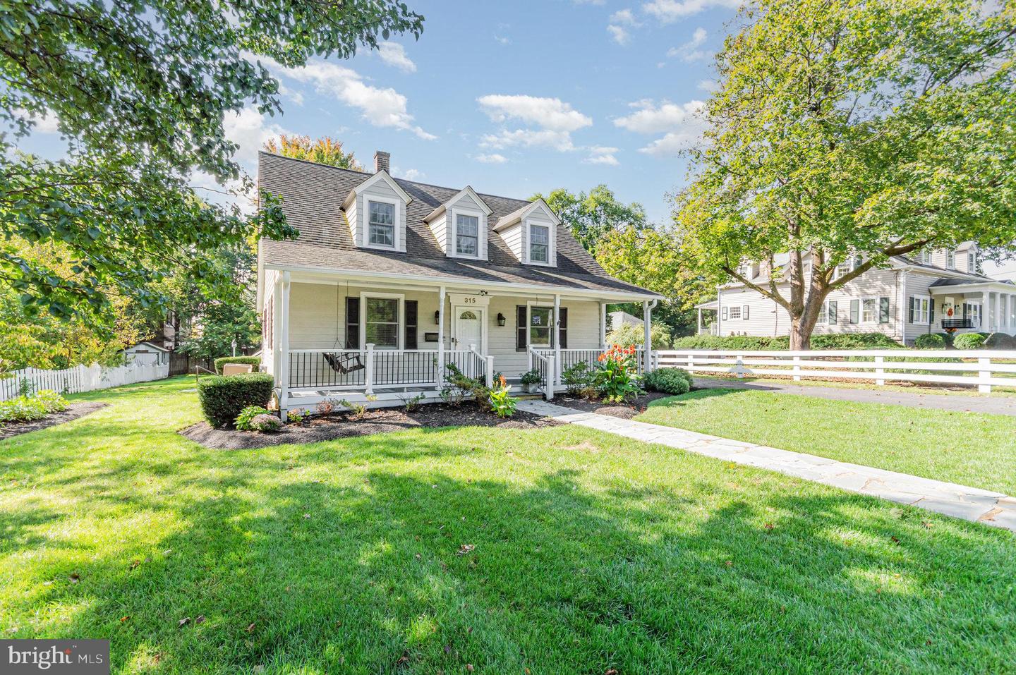 315 EDWARDS FERRY RD NE, LEESBURG, Virginia 20176, 3 Bedrooms Bedrooms, ,1 BathroomBathrooms,Residential,For sale,315 EDWARDS FERRY RD NE,VALO2107844 MLS # VALO2107844