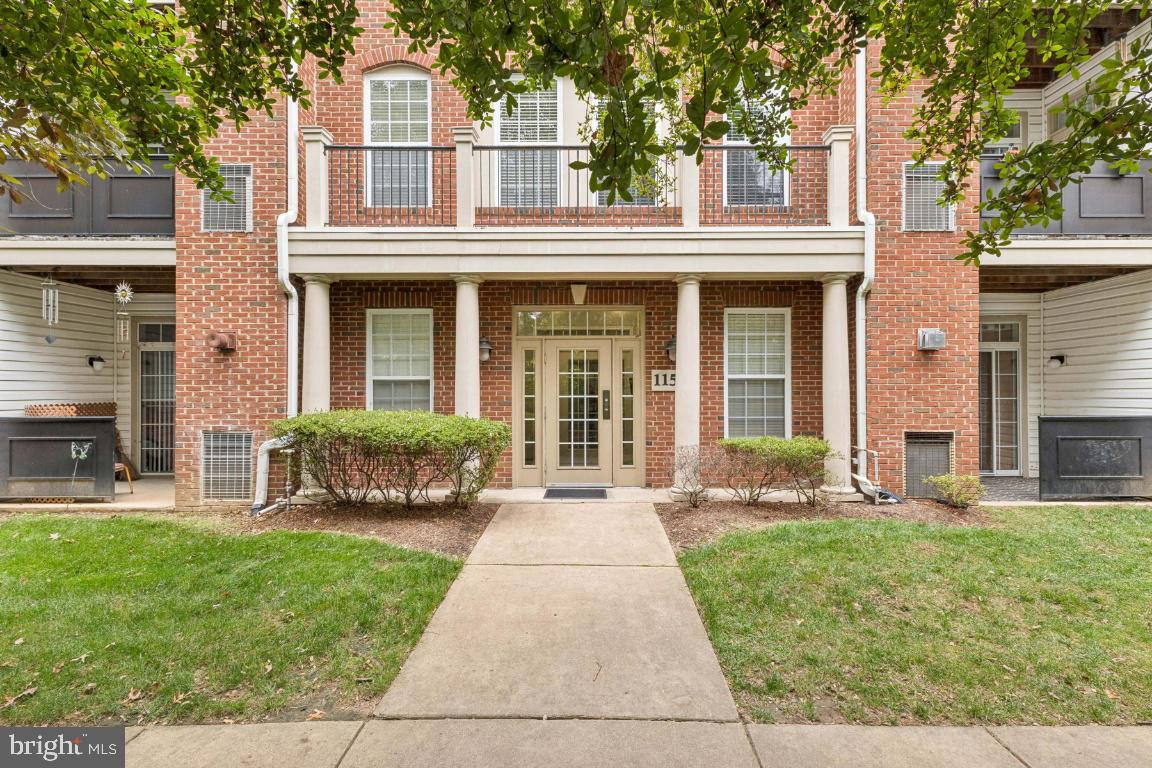 11503 SPERRIN CIR #304, FAIRFAX, Virginia 22030, 3 Bedrooms Bedrooms, ,3 BathroomsBathrooms,Residential,For sale,11503 SPERRIN CIR #304,VAFX2269876 MLS # VAFX2269876
