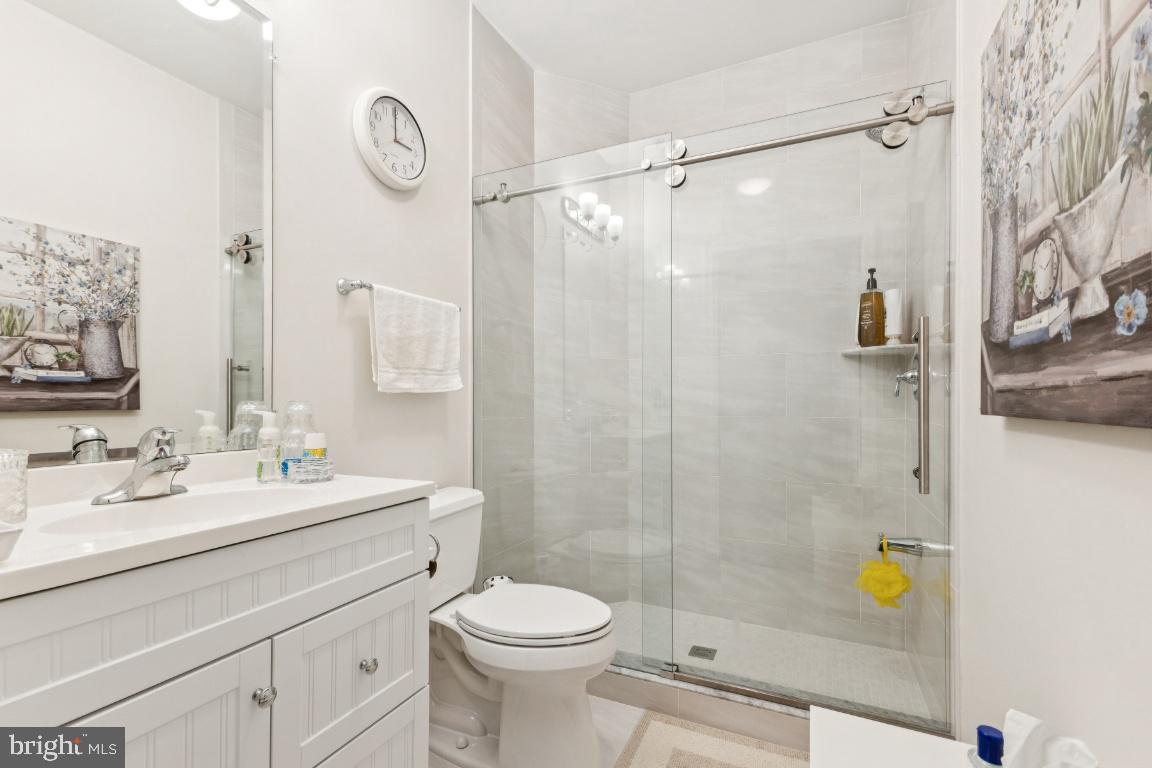 11503 SPERRIN CIR #304, FAIRFAX, Virginia 22030, 3 Bedrooms Bedrooms, ,3 BathroomsBathrooms,Residential,For sale,11503 SPERRIN CIR #304,VAFX2269876 MLS # VAFX2269876