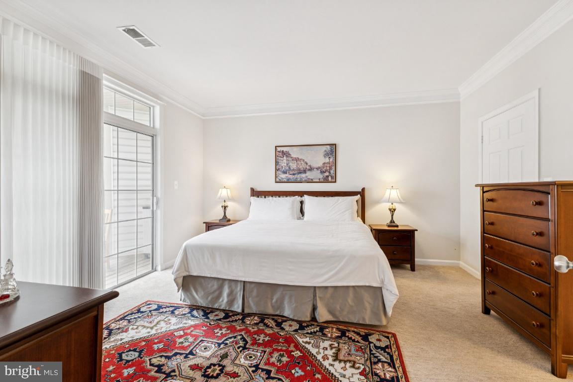 11503 SPERRIN CIR #304, FAIRFAX, Virginia 22030, 3 Bedrooms Bedrooms, ,3 BathroomsBathrooms,Residential,For sale,11503 SPERRIN CIR #304,VAFX2269876 MLS # VAFX2269876