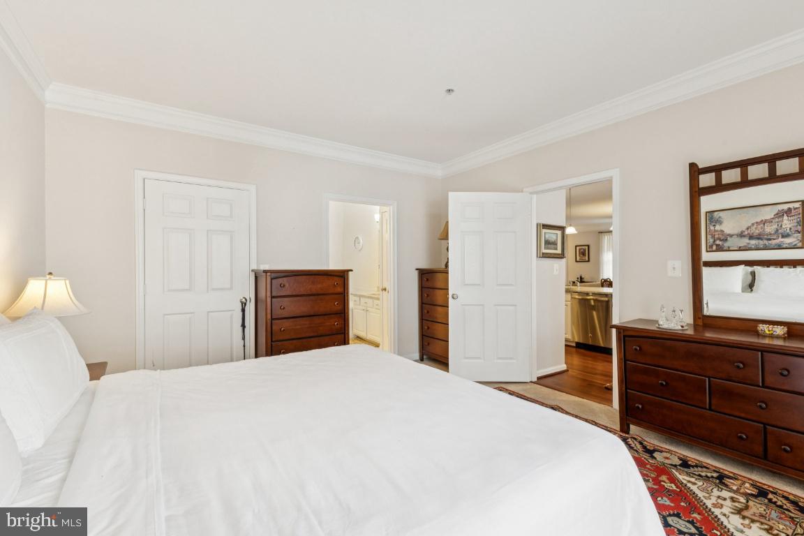 11503 SPERRIN CIR #304, FAIRFAX, Virginia 22030, 3 Bedrooms Bedrooms, ,3 BathroomsBathrooms,Residential,For sale,11503 SPERRIN CIR #304,VAFX2269876 MLS # VAFX2269876