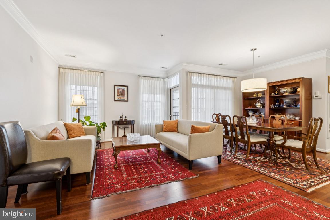 11503 SPERRIN CIR #304, FAIRFAX, Virginia 22030, 3 Bedrooms Bedrooms, ,3 BathroomsBathrooms,Residential,For sale,11503 SPERRIN CIR #304,VAFX2269876 MLS # VAFX2269876