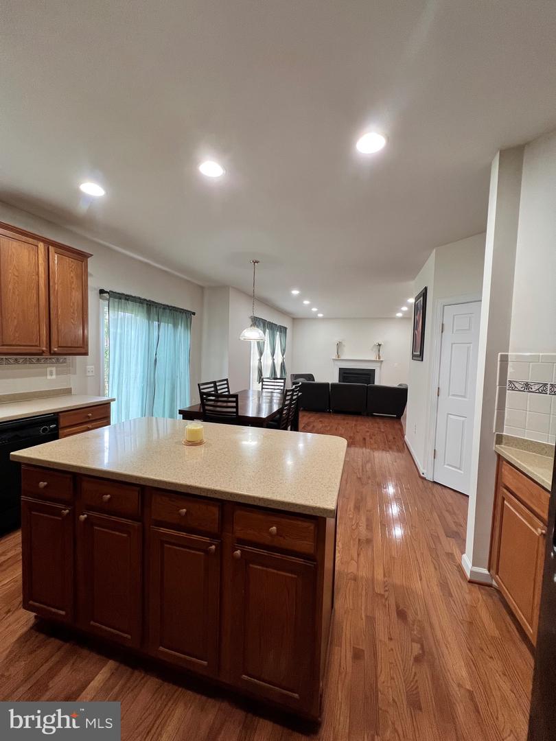 16317 EAGLE FLIGHT CIR, WOODBRIDGE, Virginia 22191, 5 Bedrooms Bedrooms, ,3 BathroomsBathrooms,Residential,For sale,16317 EAGLE FLIGHT CIR,VAPW2105076 MLS # VAPW2105076