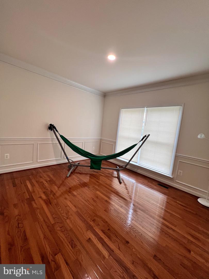 16317 EAGLE FLIGHT CIR, WOODBRIDGE, Virginia 22191, 5 Bedrooms Bedrooms, ,3 BathroomsBathrooms,Residential,For sale,16317 EAGLE FLIGHT CIR,VAPW2105076 MLS # VAPW2105076
