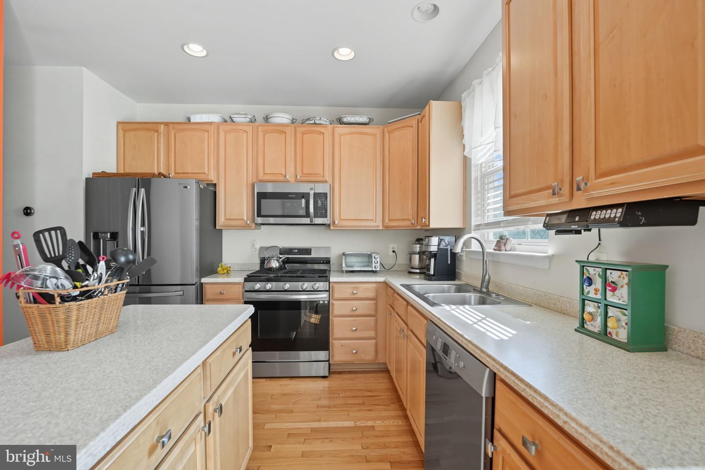 9090 BREWER CREEK PL, MANASSAS, Virginia 20109, 3 Bedrooms Bedrooms, ,2 BathroomsBathrooms,Residential,For sale,9090 BREWER CREEK PL,VAPW2105078 MLS # VAPW2105078