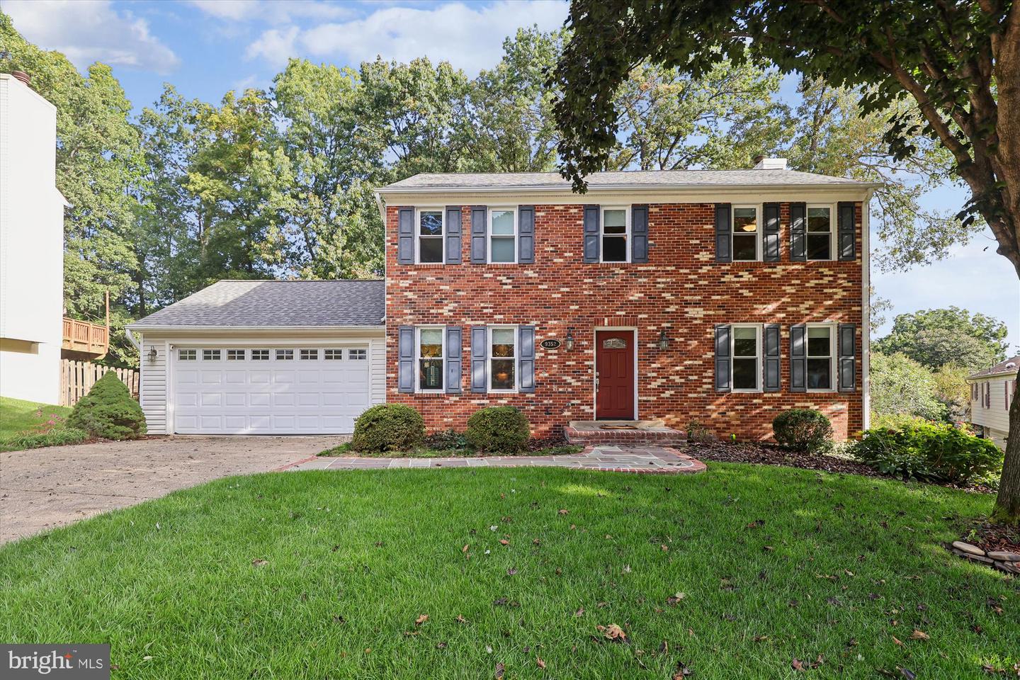 9352 CHESTNUT KNOLLS DR, FAIRFAX, Virginia 22032, 4 Bedrooms Bedrooms, ,3 BathroomsBathrooms,Residential,For sale,9352 CHESTNUT KNOLLS DR,VAFX2270022 MLS # VAFX2270022