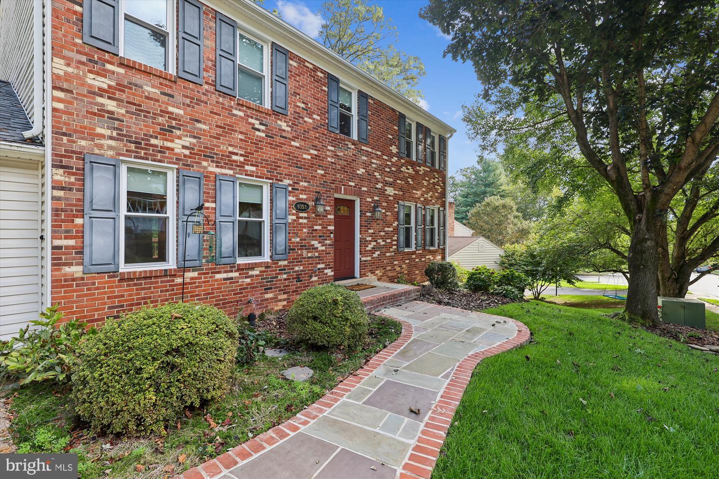 9352 CHESTNUT KNOLLS DR, FAIRFAX, Virginia 22032, 4 Bedrooms Bedrooms, ,3 BathroomsBathrooms,Residential,For sale,9352 CHESTNUT KNOLLS DR,VAFX2270022 MLS # VAFX2270022