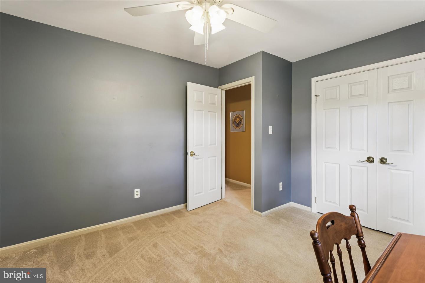 9352 CHESTNUT KNOLLS DR, FAIRFAX, Virginia 22032, 4 Bedrooms Bedrooms, ,3 BathroomsBathrooms,Residential,For sale,9352 CHESTNUT KNOLLS DR,VAFX2270022 MLS # VAFX2270022
