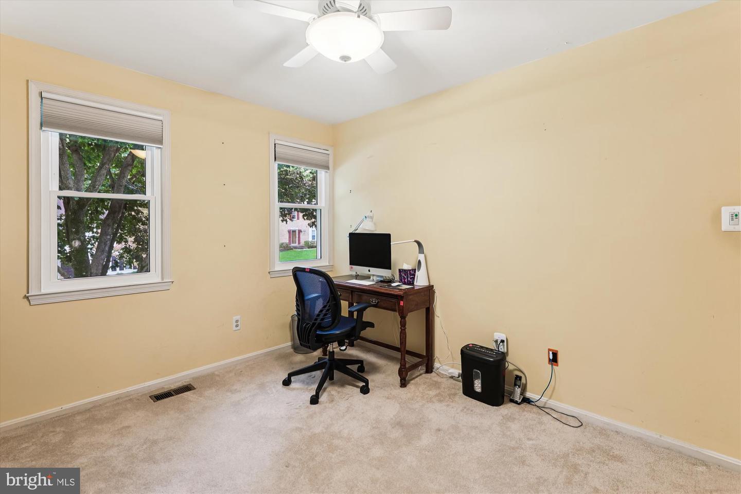 9352 CHESTNUT KNOLLS DR, FAIRFAX, Virginia 22032, 4 Bedrooms Bedrooms, ,3 BathroomsBathrooms,Residential,For sale,9352 CHESTNUT KNOLLS DR,VAFX2270022 MLS # VAFX2270022