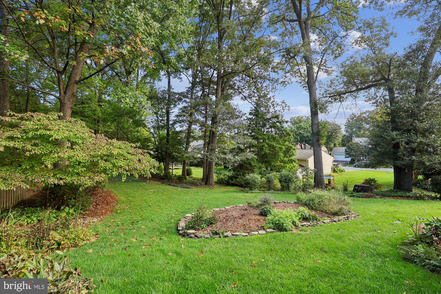 9352 CHESTNUT KNOLLS DR, FAIRFAX, Virginia 22032, 4 Bedrooms Bedrooms, ,3 BathroomsBathrooms,Residential,For sale,9352 CHESTNUT KNOLLS DR,VAFX2270022 MLS # VAFX2270022