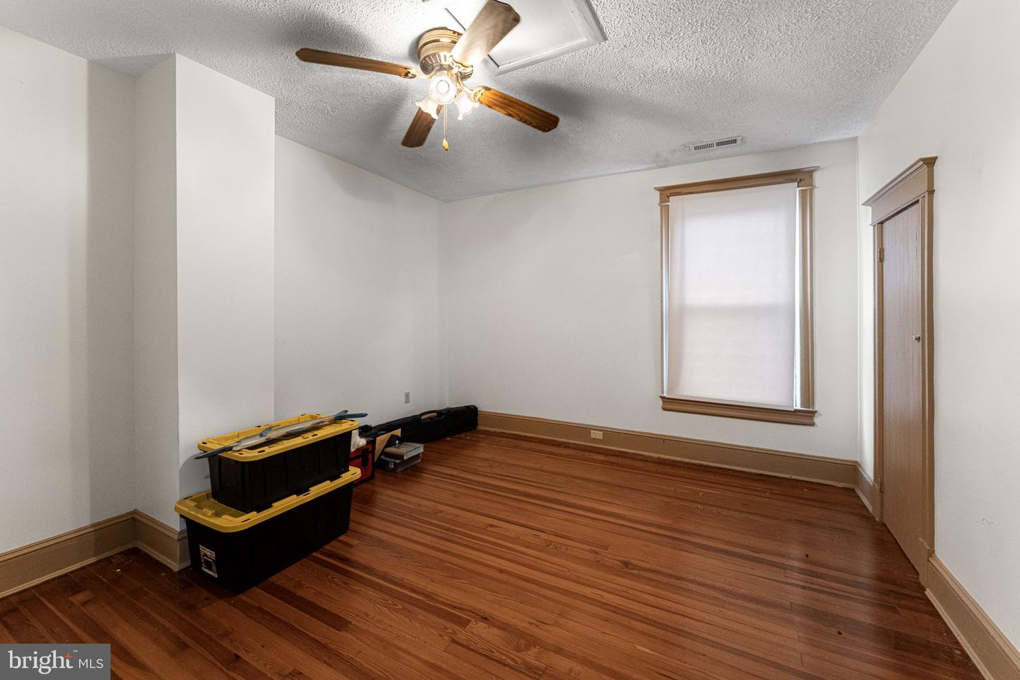 4516 OLDHAMS RD, HAGUE, Virginia 22469, 3 Bedrooms Bedrooms, 5 Rooms Rooms,2 BathroomsBathrooms,Residential,For sale,4516 OLDHAMS RD,VAWE2009846 MLS # VAWE2009846