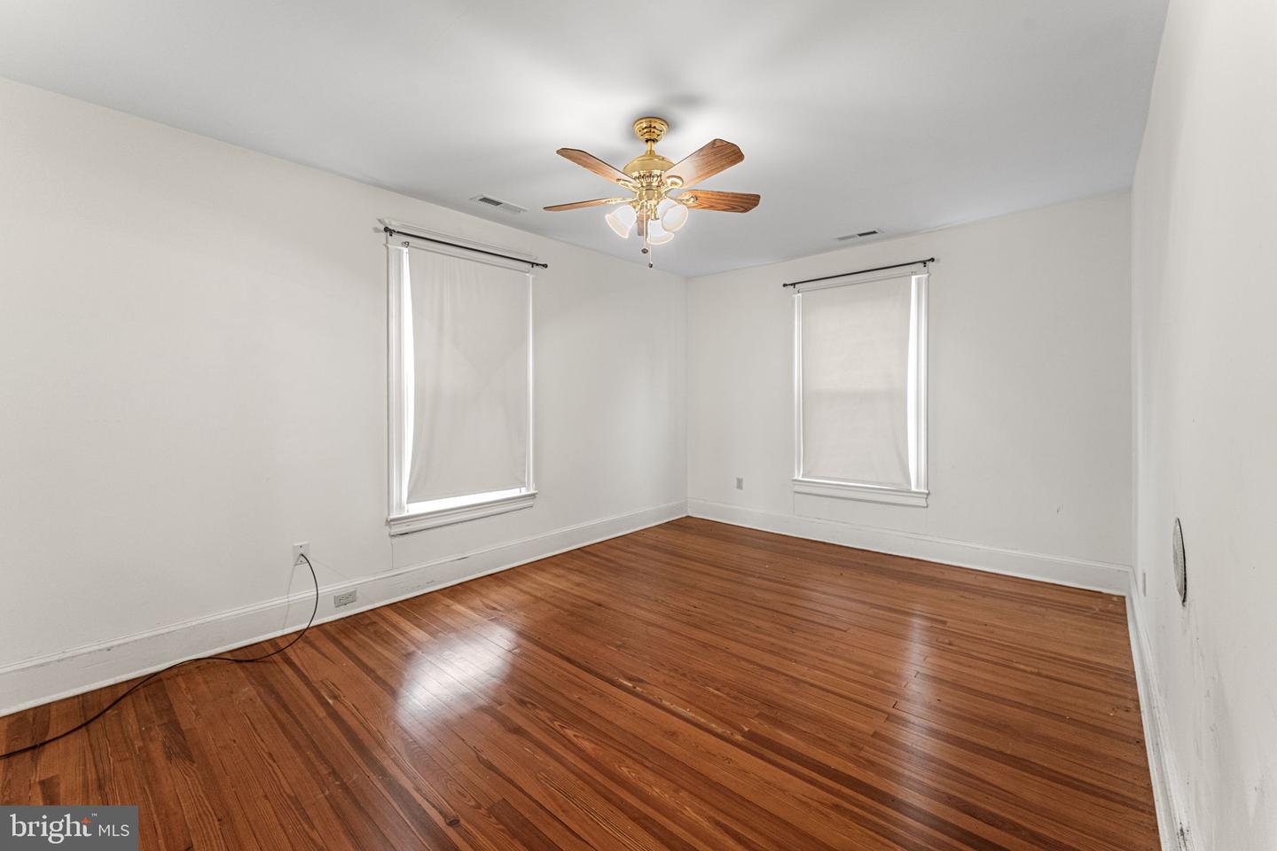 4516 OLDHAMS RD, HAGUE, Virginia 22469, 3 Bedrooms Bedrooms, 5 Rooms Rooms,2 BathroomsBathrooms,Residential,For sale,4516 OLDHAMS RD,VAWE2009846 MLS # VAWE2009846