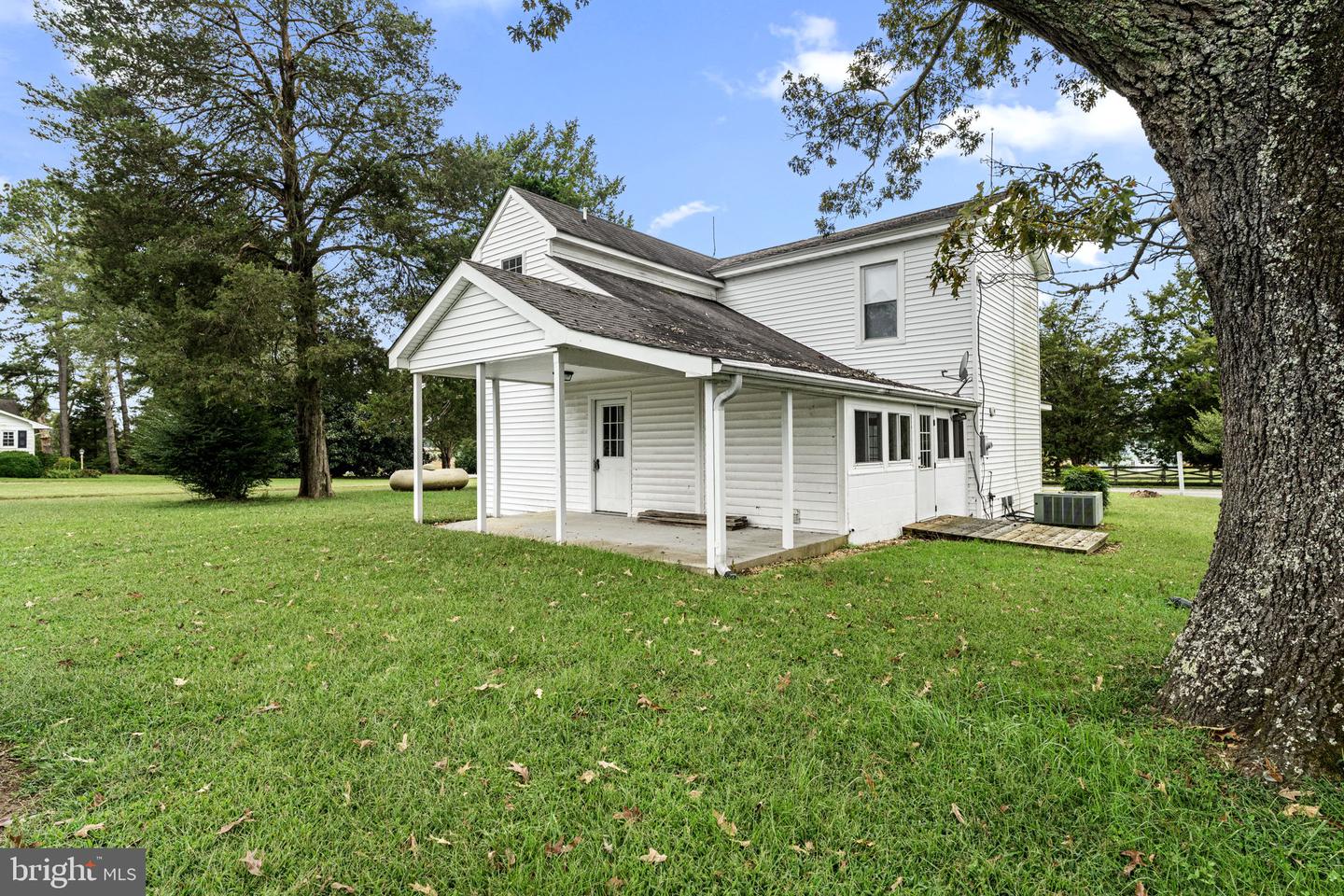 4516 OLDHAMS RD, HAGUE, Virginia 22469, 3 Bedrooms Bedrooms, 5 Rooms Rooms,2 BathroomsBathrooms,Residential,For sale,4516 OLDHAMS RD,VAWE2009846 MLS # VAWE2009846