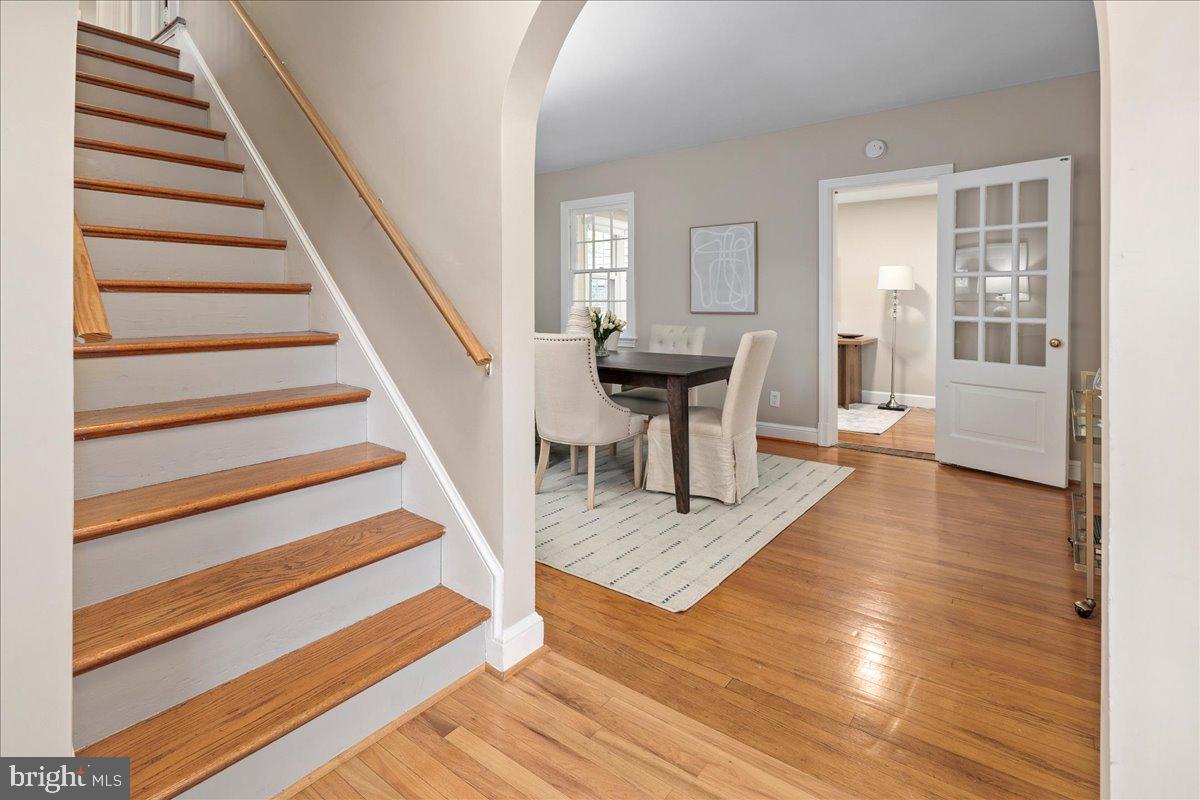 1134 N HARRISON ST, ARLINGTON, Virginia 22205, 3 Bedrooms Bedrooms, ,2 BathroomsBathrooms,Residential,For sale,1134 N HARRISON ST,VAAR2064340 MLS # VAAR2064340