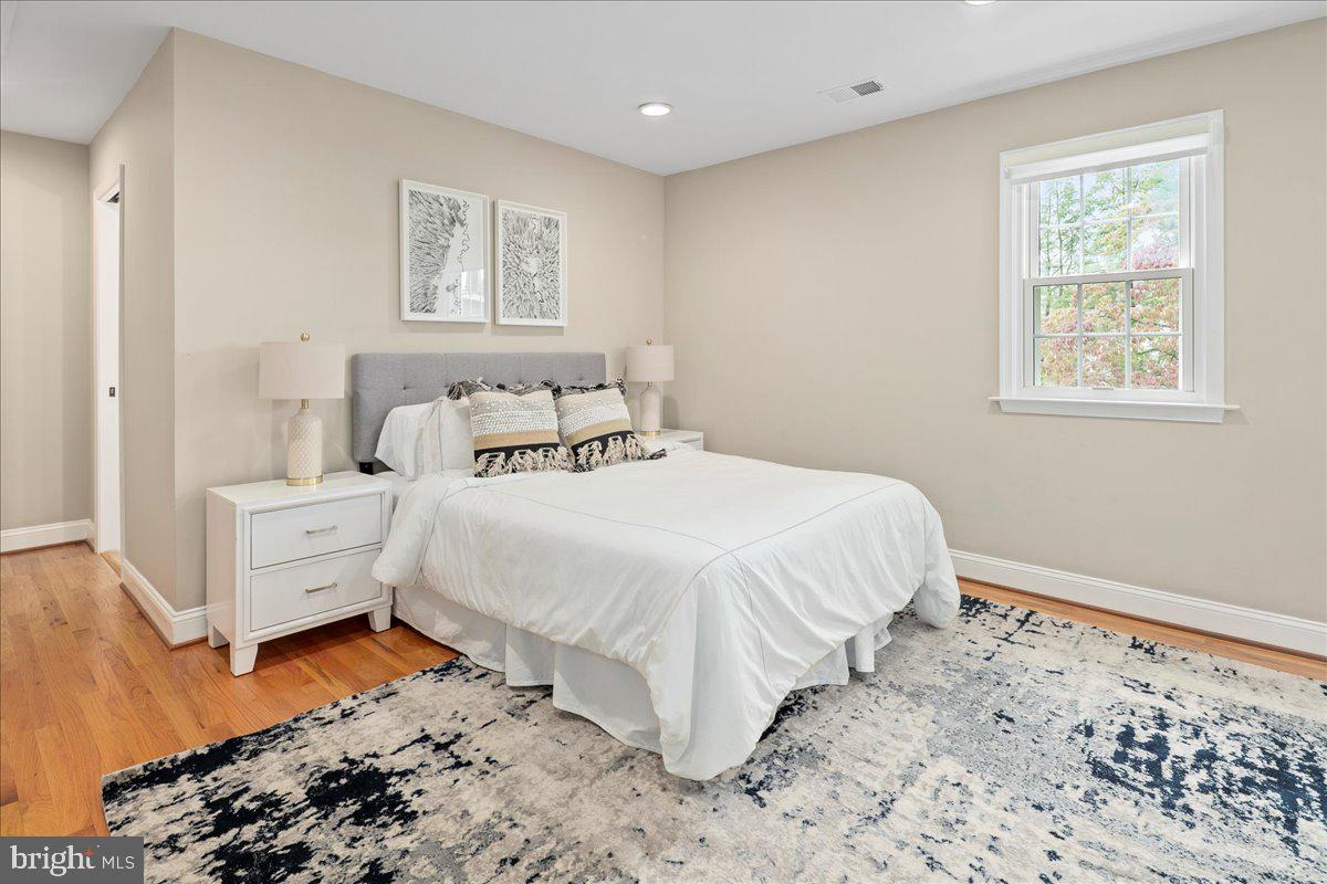 1134 N HARRISON ST, ARLINGTON, Virginia 22205, 3 Bedrooms Bedrooms, ,2 BathroomsBathrooms,Residential,For sale,1134 N HARRISON ST,VAAR2064340 MLS # VAAR2064340