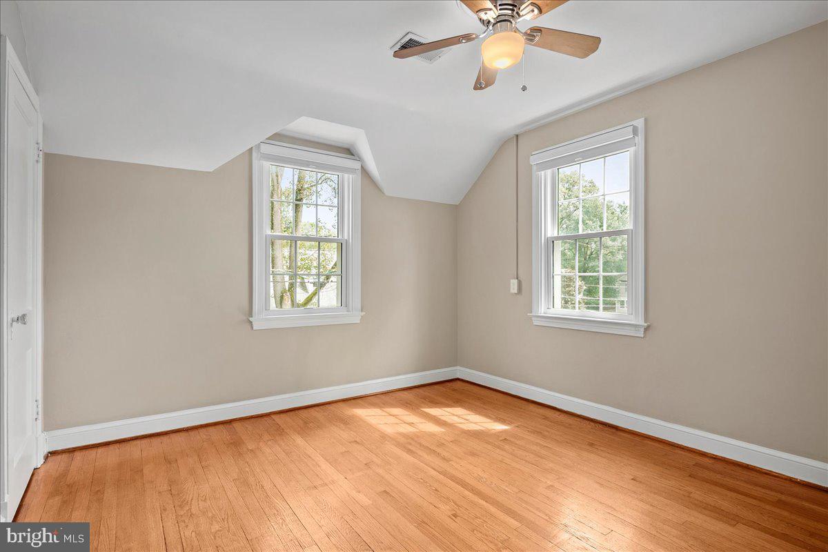 1134 N HARRISON ST, ARLINGTON, Virginia 22205, 3 Bedrooms Bedrooms, ,2 BathroomsBathrooms,Residential,For sale,1134 N HARRISON ST,VAAR2064340 MLS # VAAR2064340