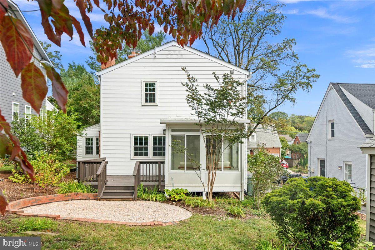 1134 N HARRISON ST, ARLINGTON, Virginia 22205, 3 Bedrooms Bedrooms, ,2 BathroomsBathrooms,Residential,For sale,1134 N HARRISON ST,VAAR2064340 MLS # VAAR2064340