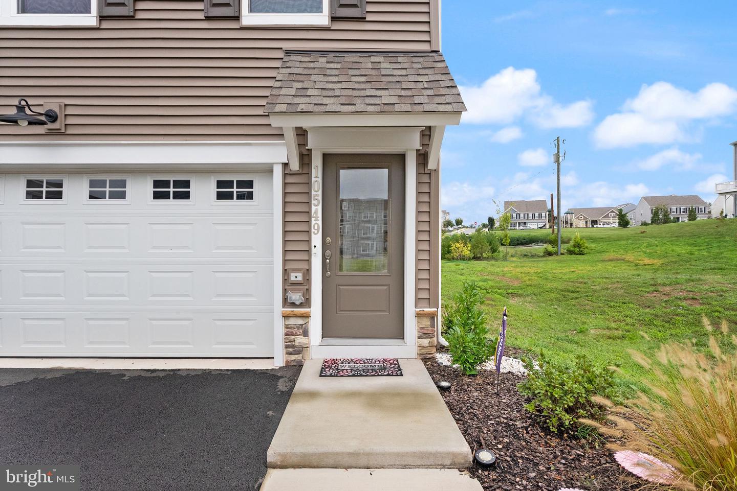 10549 WATERBURY WOODS WAY, MANASSAS, Virginia 20112, 4 Bedrooms Bedrooms, ,3 BathroomsBathrooms,Residential,For sale,10549 WATERBURY WOODS WAY,VAPW2105112 MLS # VAPW2105112
