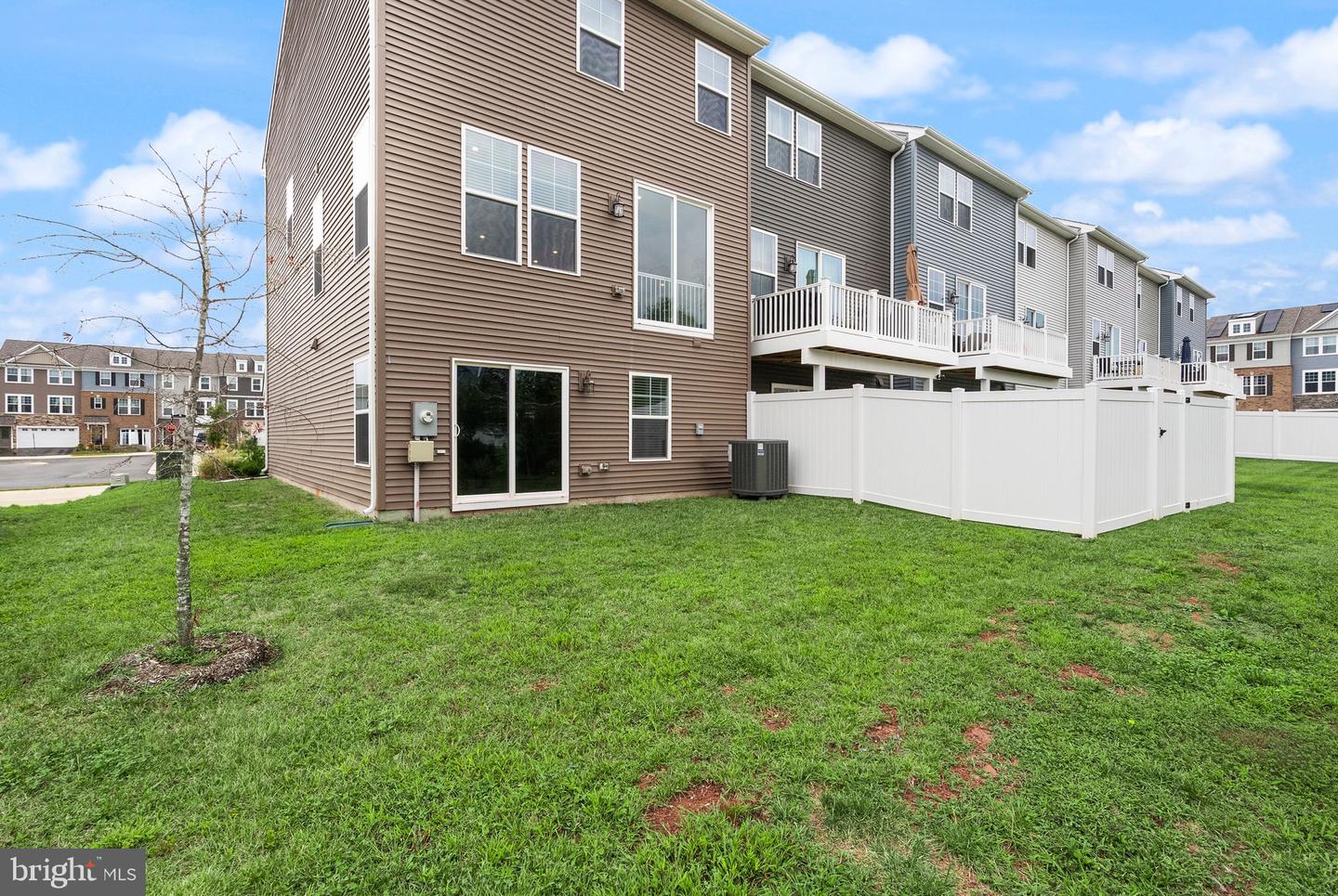 10549 WATERBURY WOODS WAY, MANASSAS, Virginia 20112, 4 Bedrooms Bedrooms, ,3 BathroomsBathrooms,Residential,For sale,10549 WATERBURY WOODS WAY,VAPW2105112 MLS # VAPW2105112