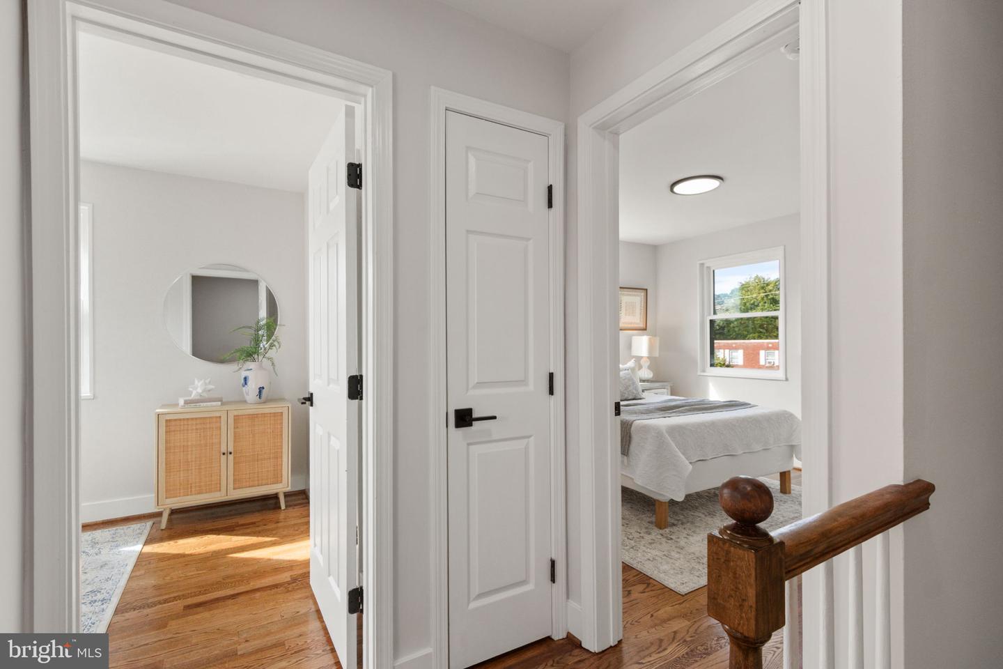 622 S HENRY ST, ALEXANDRIA, Virginia 22314, 2 Bedrooms Bedrooms, ,2 BathroomsBathrooms,Residential,For sale,622 S HENRY ST,VAAX2050372 MLS # VAAX2050372