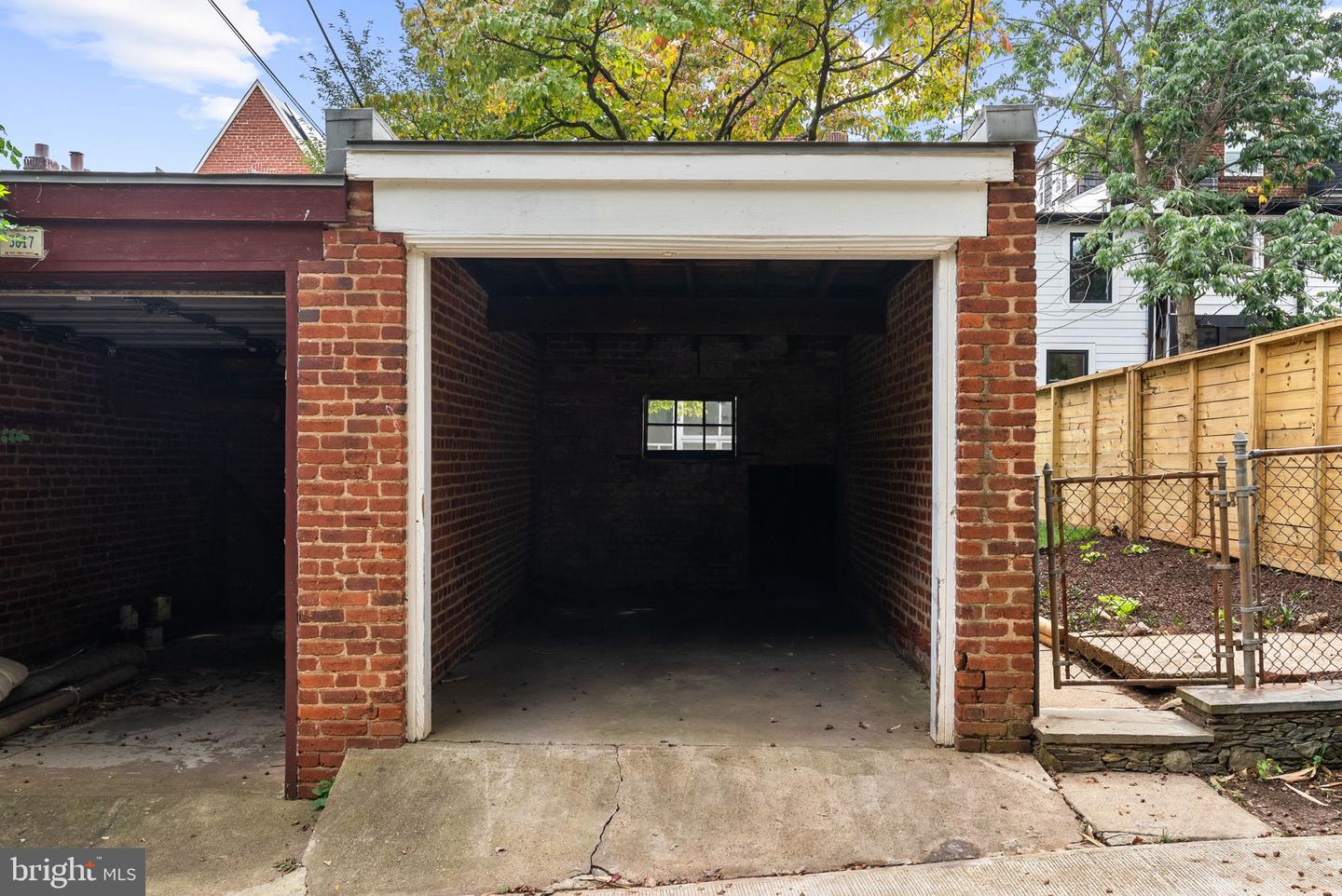 3819 T ST NW, WASHINGTON, District Of Columbia 20007, 5 Bedrooms Bedrooms, 11 Rooms Rooms,3 BathroomsBathrooms,Residential,For sale,3819 T ST NW,DCDC2225168 MLS # DCDC2225168