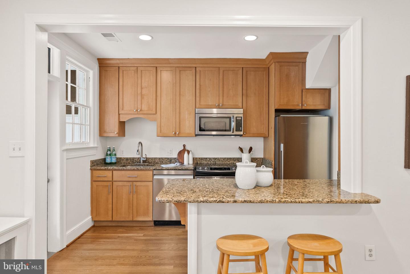 3819 T ST NW, WASHINGTON, District Of Columbia 20007, 5 Bedrooms Bedrooms, 11 Rooms Rooms,3 BathroomsBathrooms,Residential,For sale,3819 T ST NW,DCDC2225168 MLS # DCDC2225168