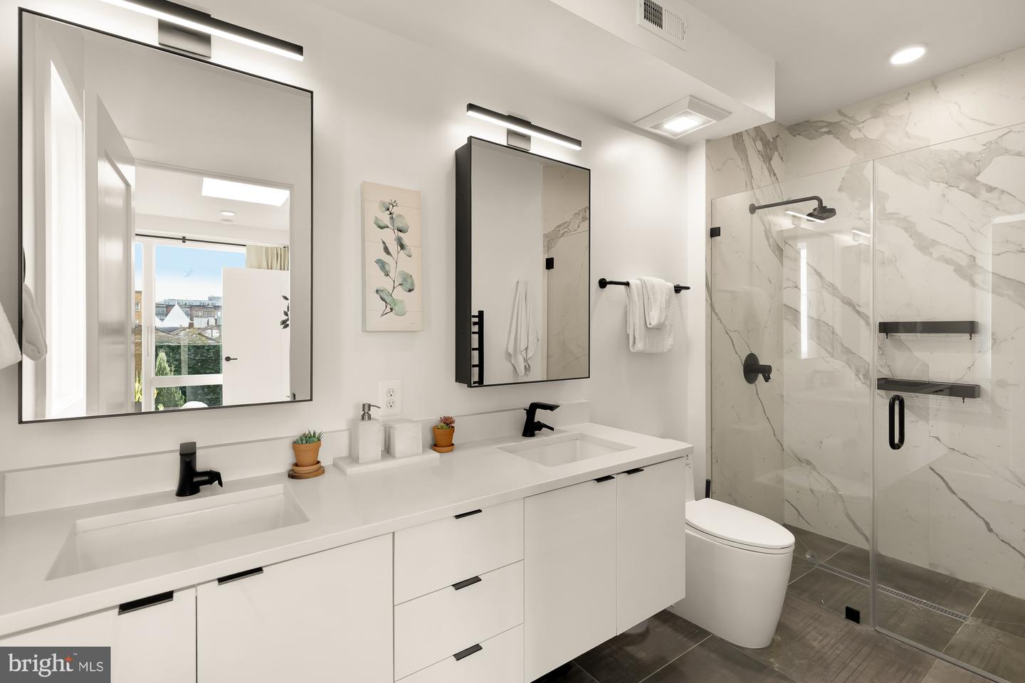 1729 T ST NW #4, WASHINGTON, District Of Columbia 20009, 3 Bedrooms Bedrooms, ,2 BathroomsBathrooms,Residential,For sale,1729 T ST NW #4,DCDC2225180 MLS # DCDC2225180