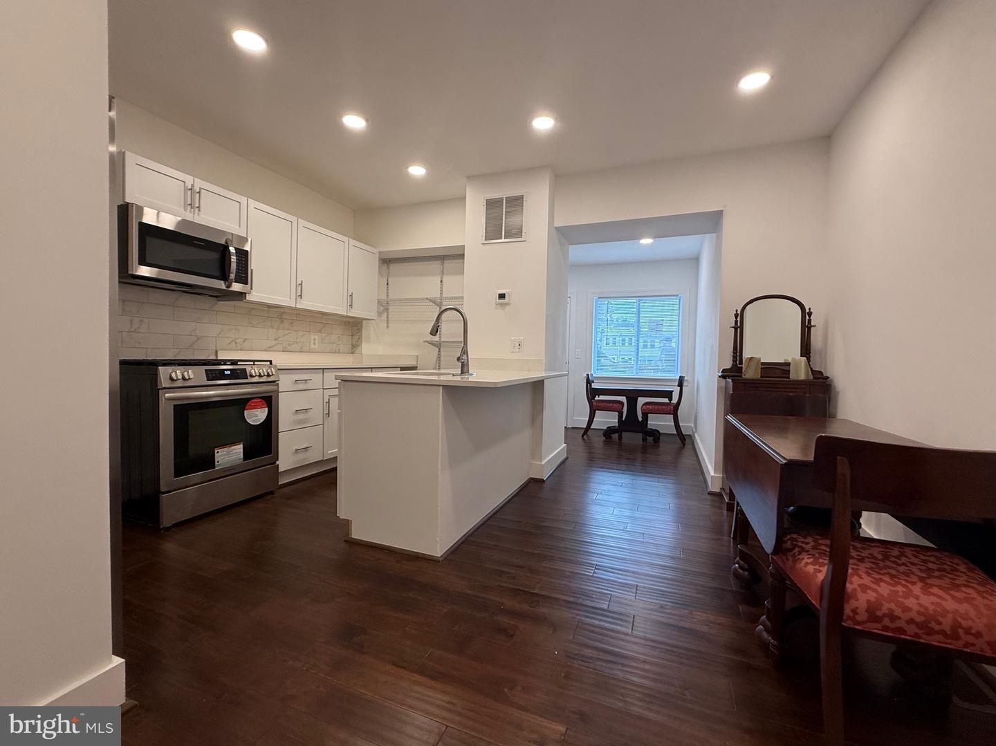 218 BRYANT ST NE, WASHINGTON, District Of Columbia 20002, 2 Bedrooms Bedrooms, ,2 BathroomsBathrooms,Residential,For sale,218 BRYANT ST NE,DCDC2225232 MLS # DCDC2225232