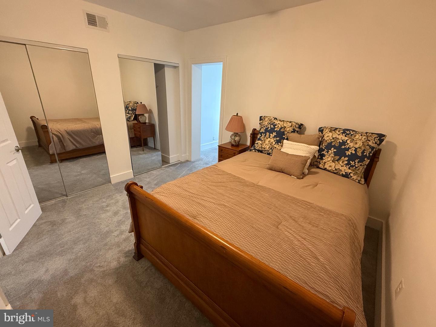 218 BRYANT ST NE, WASHINGTON, District Of Columbia 20002, 2 Bedrooms Bedrooms, ,2 BathroomsBathrooms,Residential,For sale,218 BRYANT ST NE,DCDC2225232 MLS # DCDC2225232