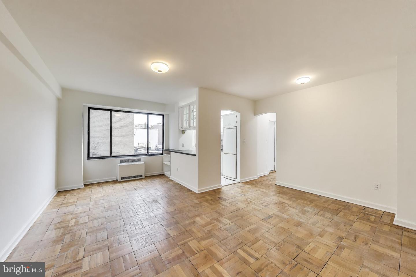 1 SCOTT CIR NW #121, WASHINGTON, District Of Columbia 20036, 1 Bedroom Bedrooms, ,1 BathroomBathrooms,Residential,For sale,1 SCOTT CIR NW #121,DCDC2225260 MLS # DCDC2225260
