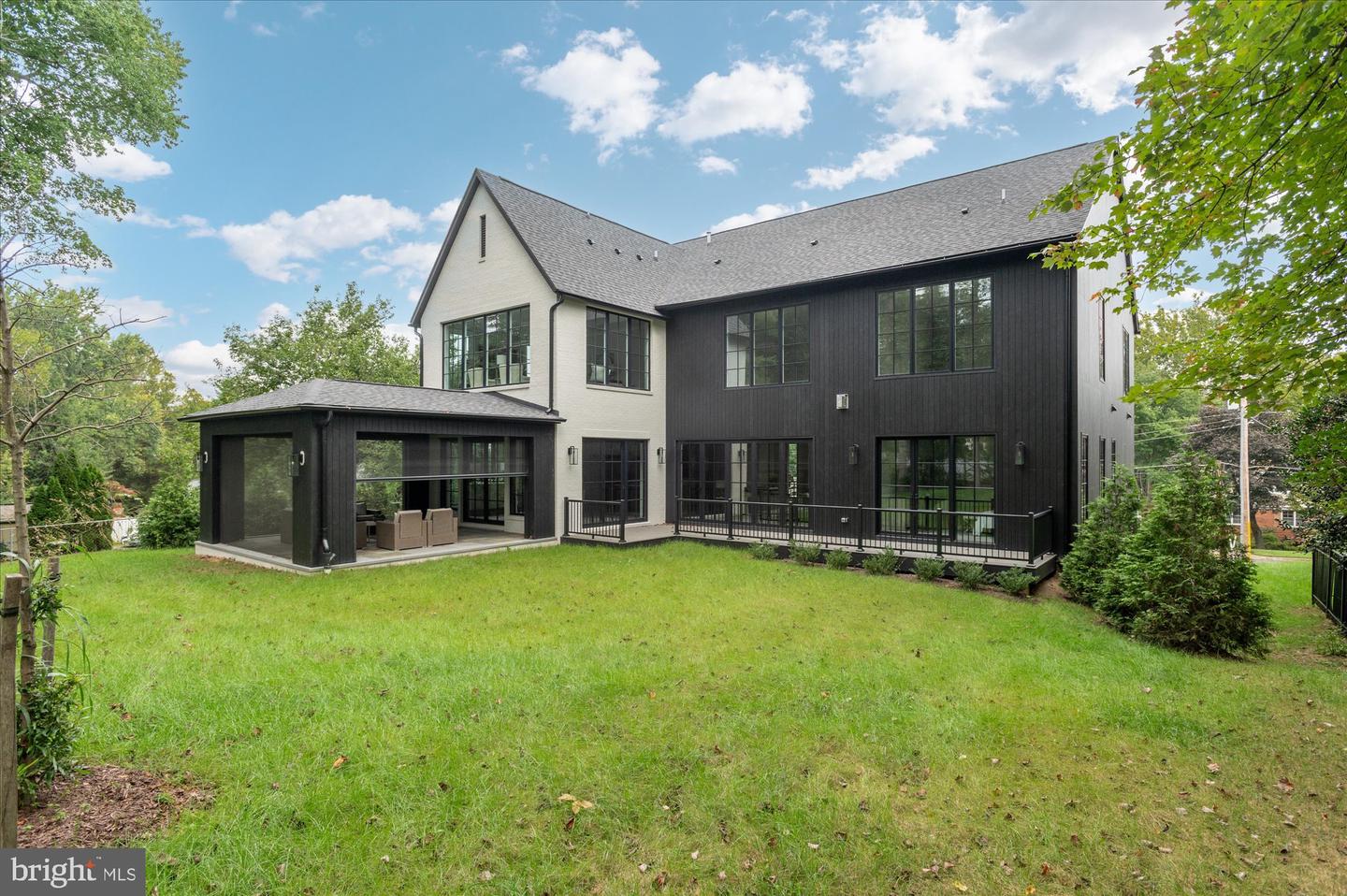 1446 COLA DR, MCLEAN, Virginia 22101, 6 Bedrooms Bedrooms, ,7 BathroomsBathrooms,Residential,For sale,1446 COLA DR,VAFX2272130 MLS # VAFX2272130