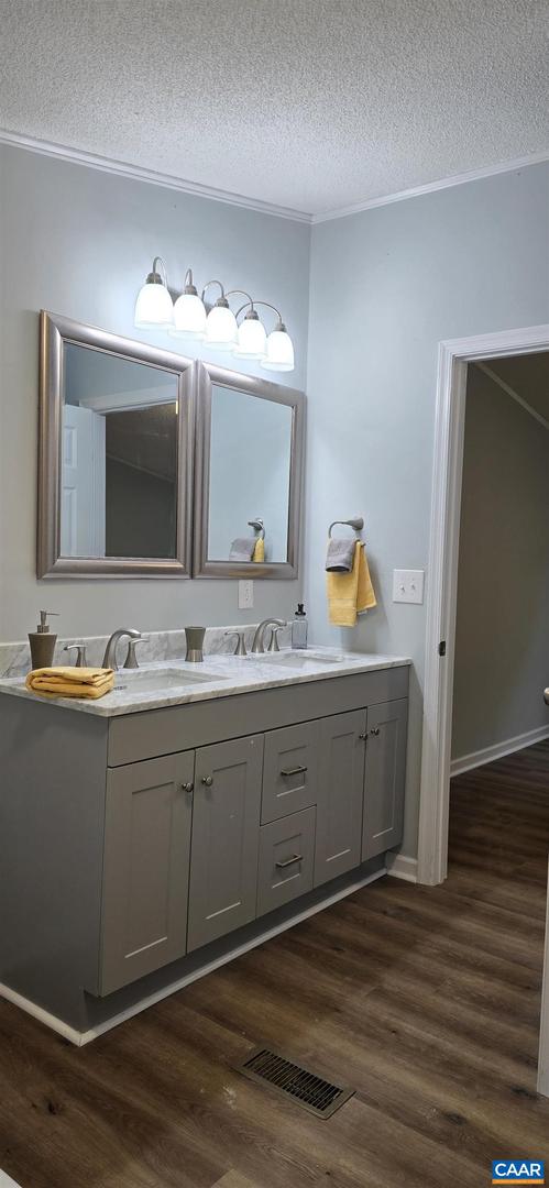 599 BEALS LN, SCOTTSVILLE, Virginia 24590, 4 Bedrooms Bedrooms, ,2 BathroomsBathrooms,Residential,For sale,599 BEALS LN,669605 MLS # 669605