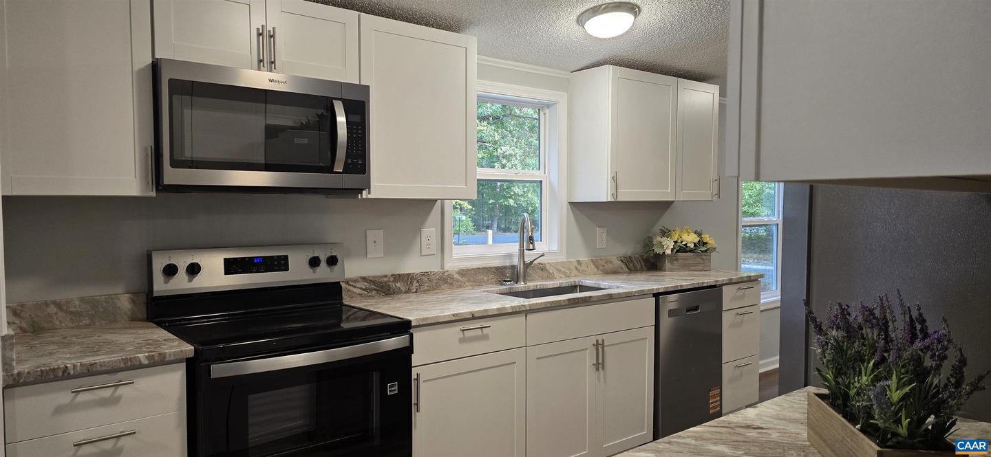 599 BEALS LN, SCOTTSVILLE, Virginia 24590, 4 Bedrooms Bedrooms, ,2 BathroomsBathrooms,Residential,For sale,599 BEALS LN,669605 MLS # 669605