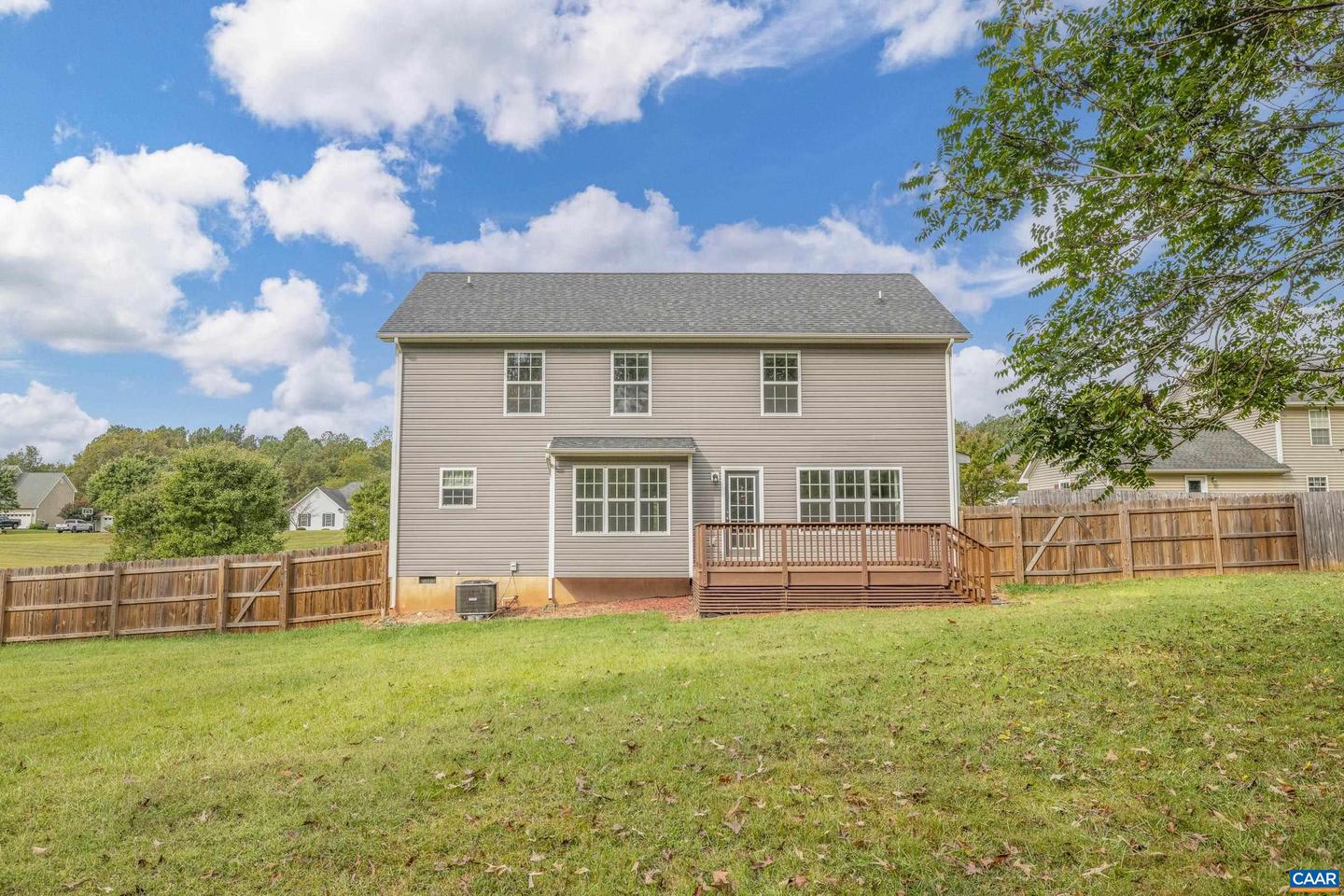 432 GLEN CIR, TROY, Virginia 22974, 4 Bedrooms Bedrooms, ,2 BathroomsBathrooms,Residential,For sale,432 GLEN CIR,669607 MLS # 669607