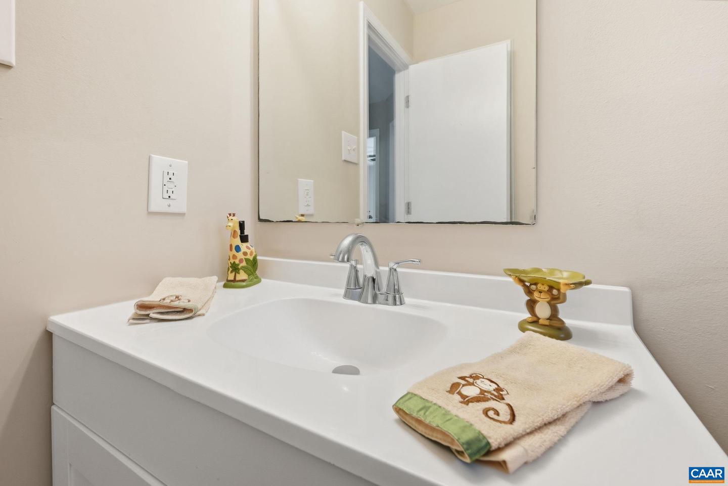 611 CARNATION RD, RUCKERSVILLE, Virginia 22968, 3 Bedrooms Bedrooms, ,2 BathroomsBathrooms,Residential,For sale,611 CARNATION RD,669609 MLS # 669609 611 CARNATION RD, RUCKERSVILLE, Virginia 22968, 3 Bedrooms Bedrooms, ,2 BathroomsBathrooms,Residential,For sale,611 CARNATION RD,669609 MLS # 669609