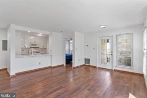 ASHBURN, Virginia 20147, 2 Bedrooms Bedrooms, ,2 BathroomsBathrooms,Residential,For sale,VALO2108130 MLS # VALO2108130