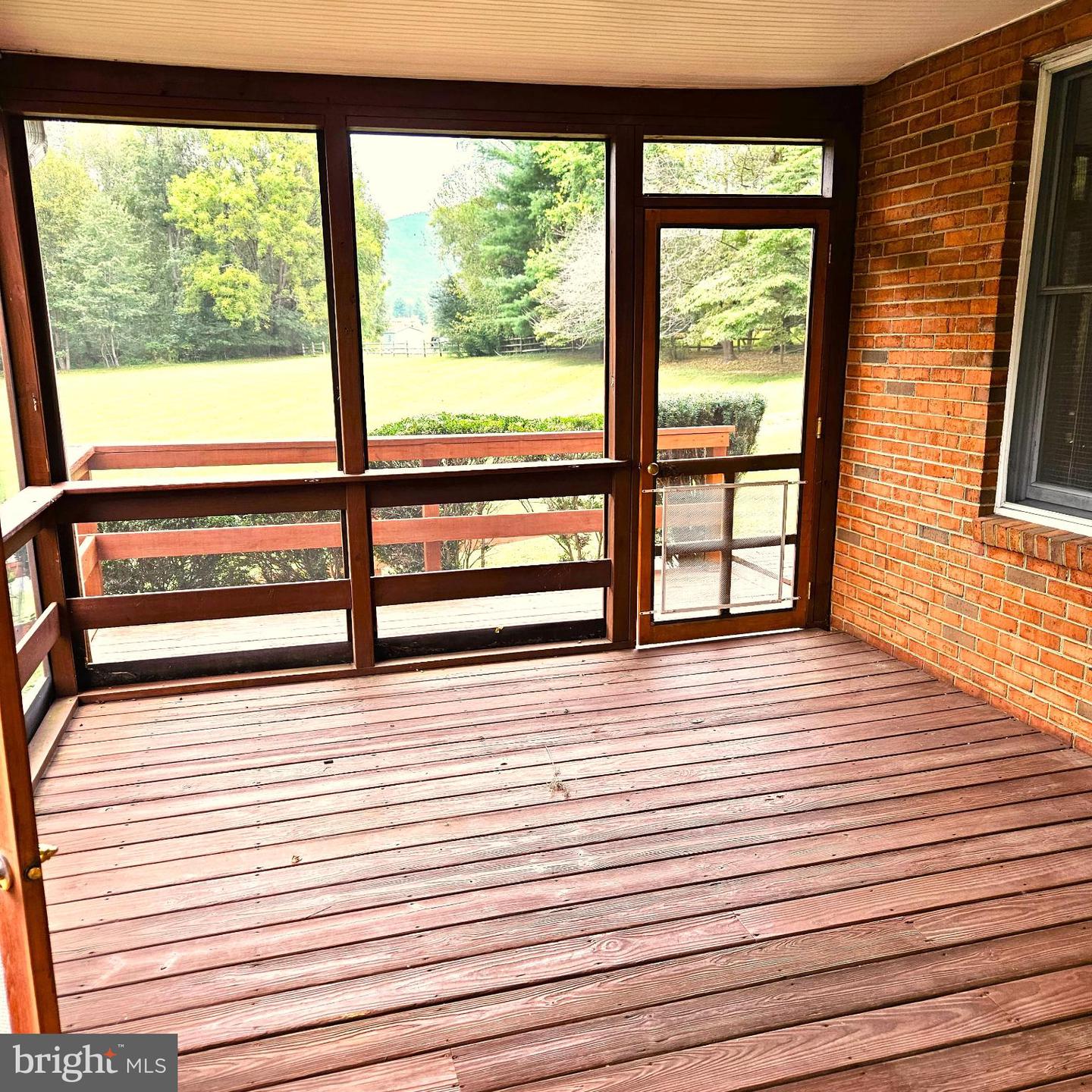 7 SKYLINE LN, WASHINGTON, Virginia 22747, 3 Bedrooms Bedrooms, ,2 BathroomsBathrooms,Residential,For sale,7 SKYLINE LN,VARP2002300 MLS # VARP2002300