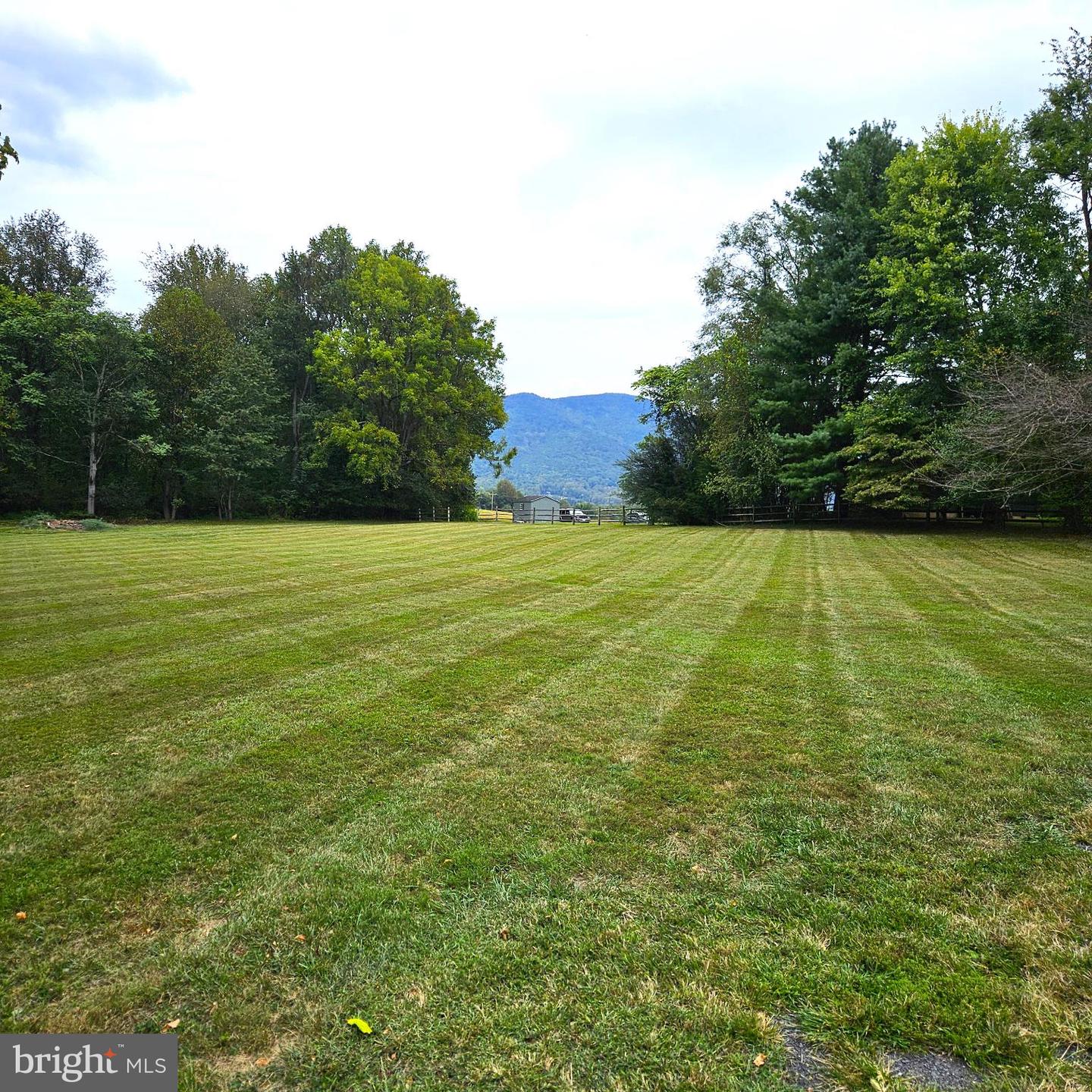 7 SKYLINE LN, WASHINGTON, Virginia 22747, 3 Bedrooms Bedrooms, ,2 BathroomsBathrooms,Residential,For sale,7 SKYLINE LN,VARP2002300 MLS # VARP2002300