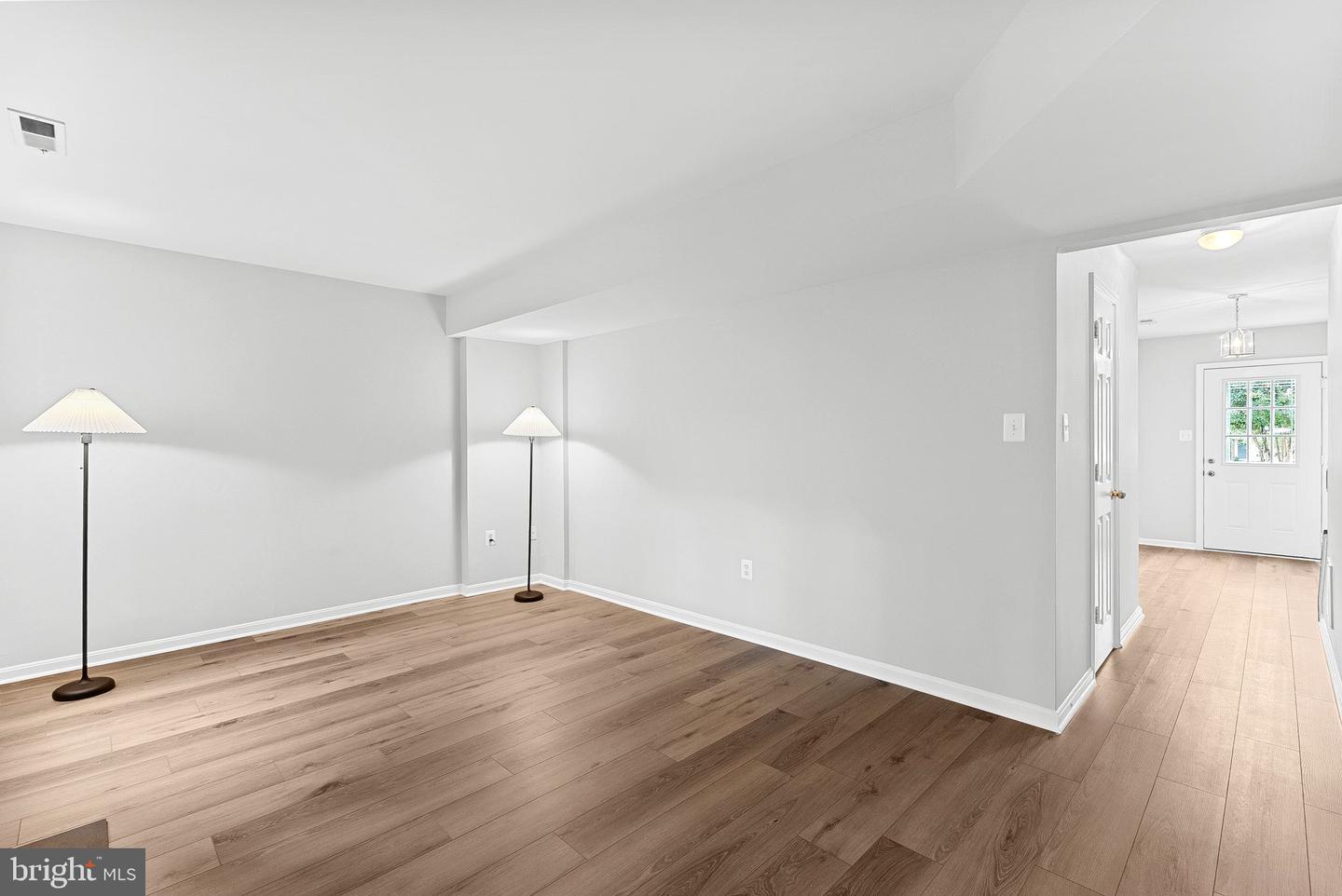 11054 CLOVERTREE CT, MANASSAS, Virginia 20109, 3 Bedrooms Bedrooms, ,2 BathroomsBathrooms,Residential,For sale,11054 CLOVERTREE CT,VAPW2105318 MLS # VAPW2105318