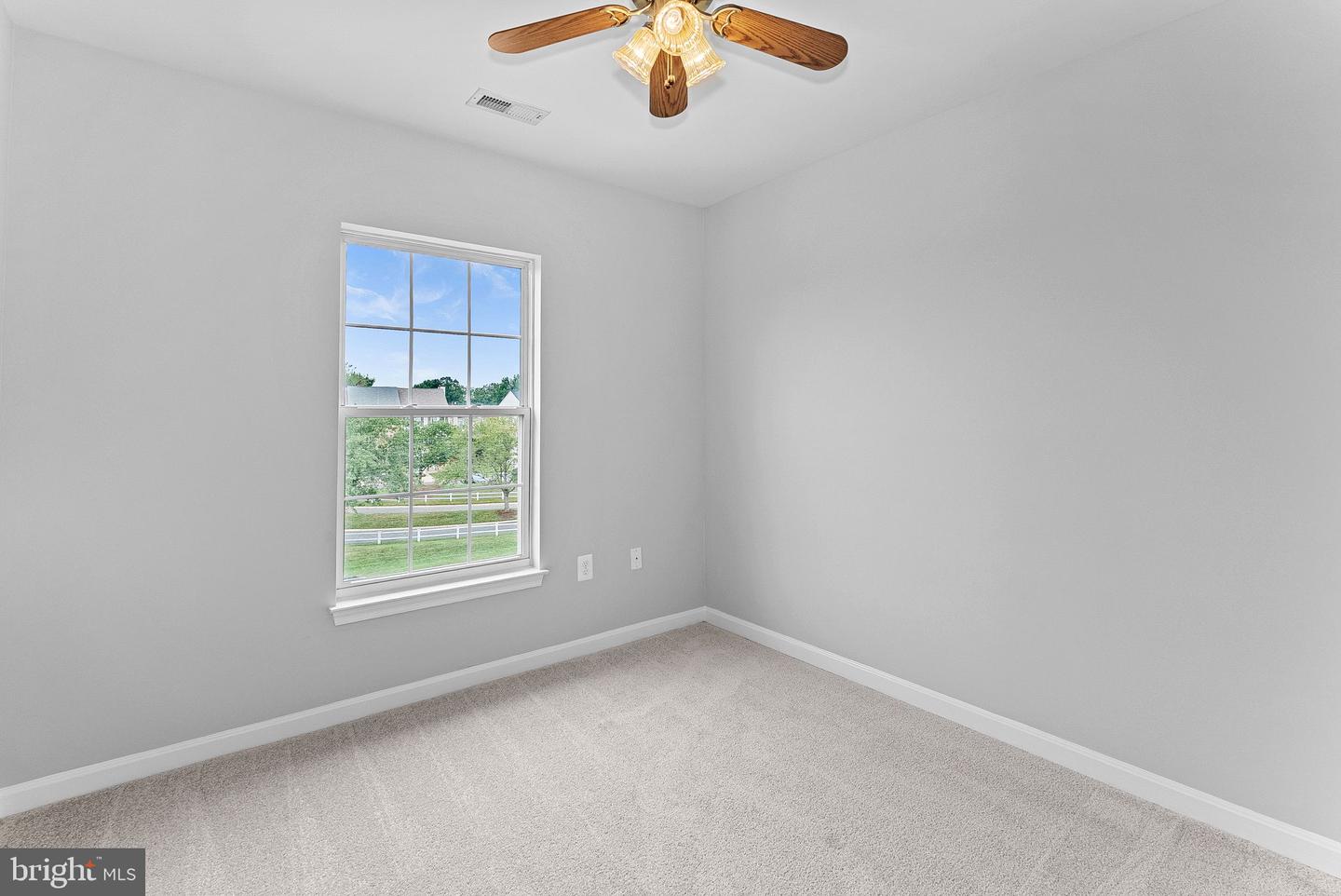 11054 CLOVERTREE CT, MANASSAS, Virginia 20109, 3 Bedrooms Bedrooms, ,2 BathroomsBathrooms,Residential,For sale,11054 CLOVERTREE CT,VAPW2105318 MLS # VAPW2105318