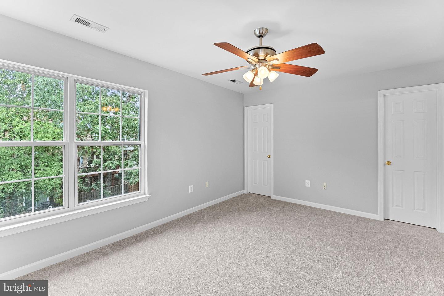 11054 CLOVERTREE CT, MANASSAS, Virginia 20109, 3 Bedrooms Bedrooms, ,2 BathroomsBathrooms,Residential,For sale,11054 CLOVERTREE CT,VAPW2105318 MLS # VAPW2105318